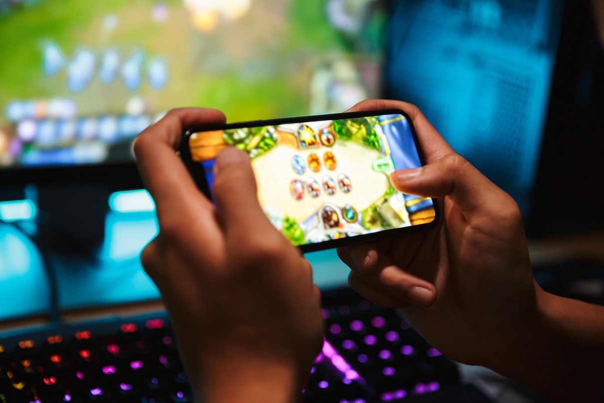 How long does it take to create a mobile game?